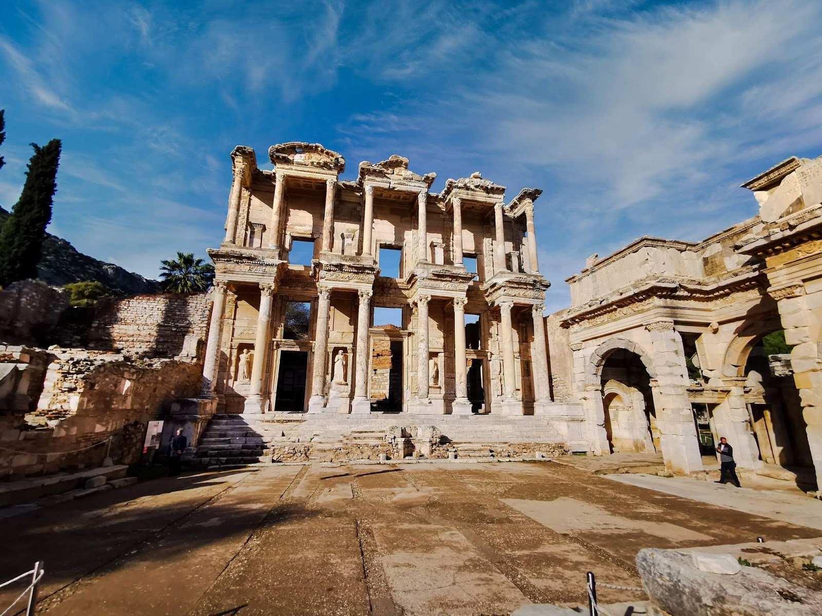 Ruins of Ephesus, seven wonders of the ancient world