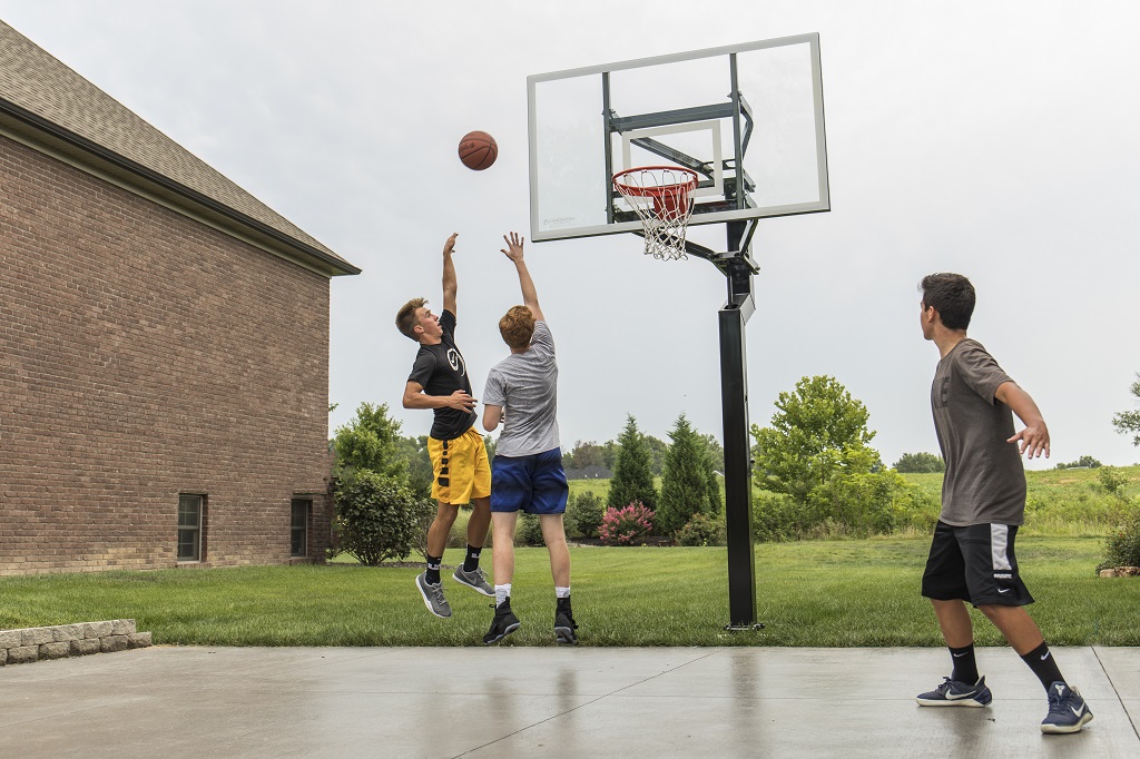 The basketball hoop size