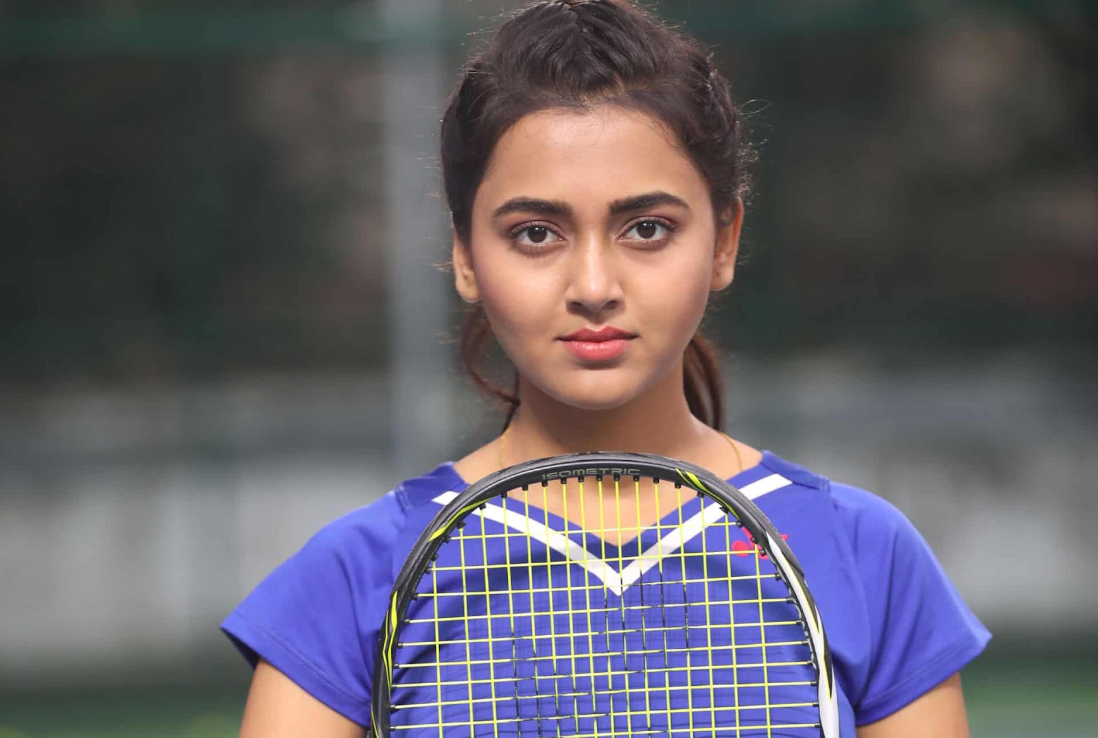 Khuôn mặt của Tejasswi Prakash đạt chuẩn tỉ lệ vàng
