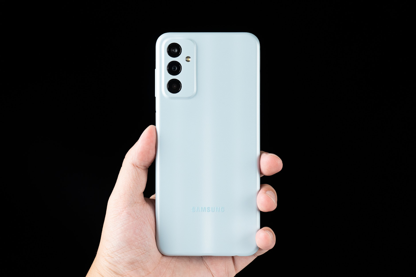 超便宜三星手機 Samsung Galaxy M13 開箱評測 評價 優缺點｜Exynos 850、4G + 4G 雙卡雙待、高 CP 值平價手機、M 系列規格統整、公務機/小孩機/聯絡機/長輩機 ptt｜科技狗 - Galaxy, Google Pay, M13, PTT, Samsung, Samsung Galaxy M13, 三星, 三星手機, 台灣三星, 手機開箱, 科技狗, 評測, 開箱上手 - 科技狗 3C DOG