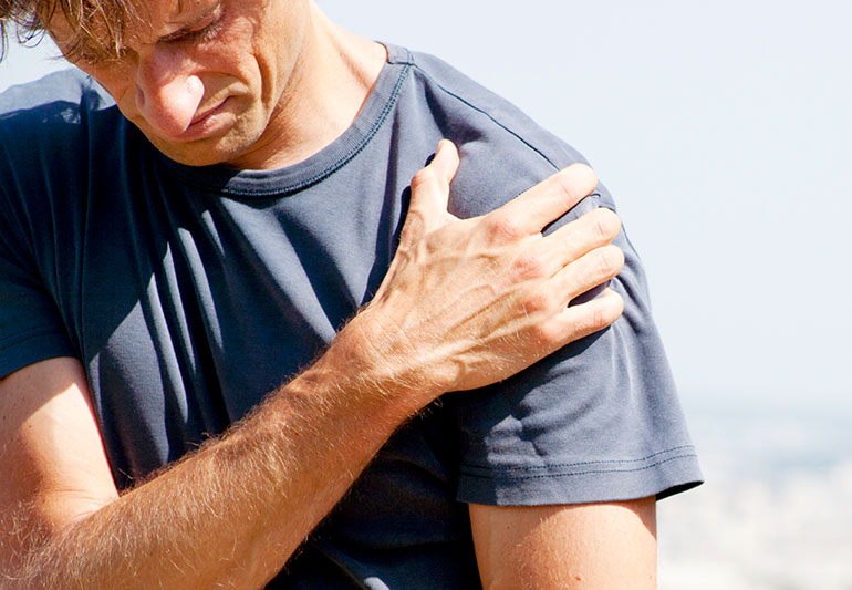 Car accidents can lead to debilitating shoulder injuries.