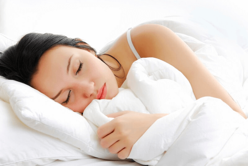  Ngủ nhiều là một trong các nguyên nhân gây ra tình trạng mập mặt