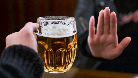 Hạn chế uống rượu bia sẽ giúp giảm lượng calo trong cơ thể