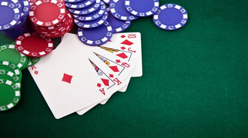 Chơi Poker trực tuyến thì có gian lận không?
