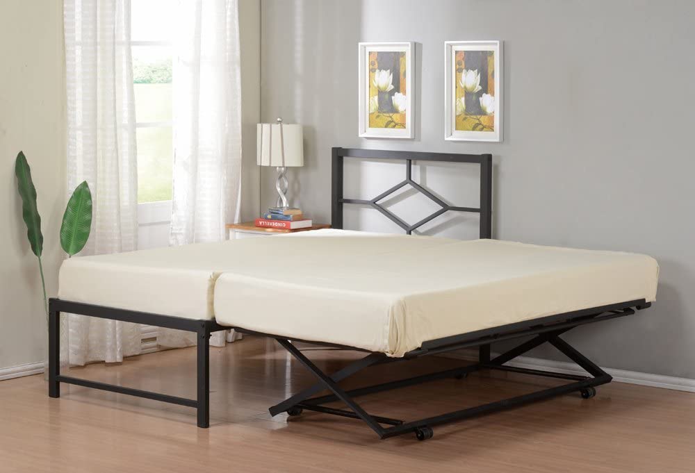 You can also use locking casters, rope, zip ties, or trundle bed conversion systems to keep trundle beds from separating.