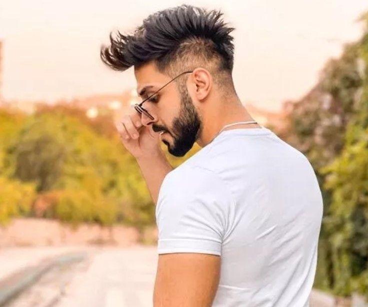 potongan rambut pria yang cocok untuk wajah bulat pria