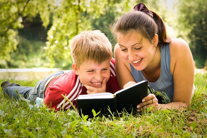 Teaching an autistic child to read in individual therapy session.