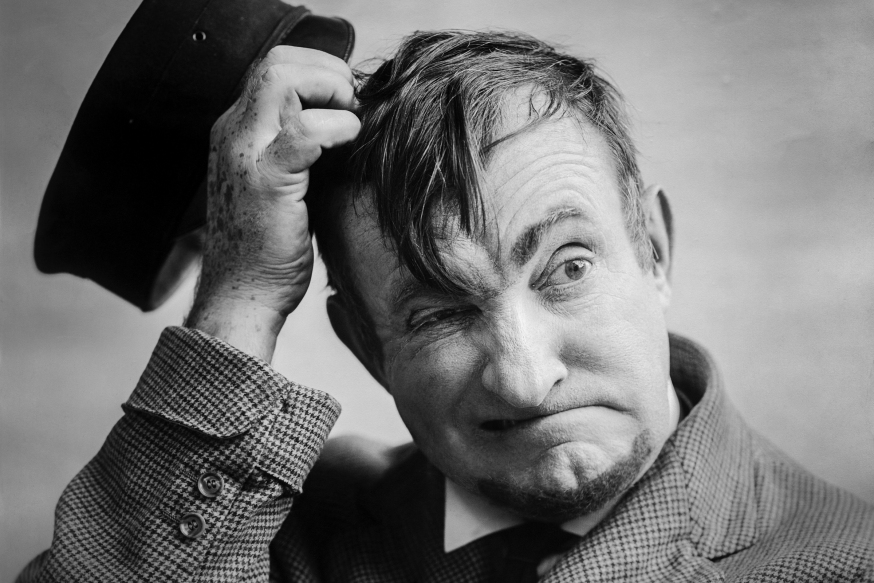 WEB-PUZZLED-MAN-SCRATCHING-HEAD-RETRO-Everett-Collection-Shutterstock_91956314