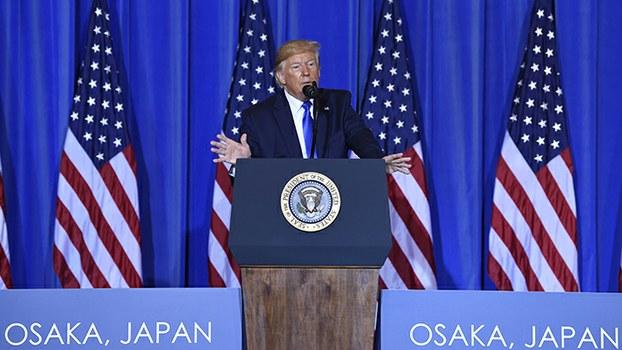2019年6月29日，美国总统特朗普在日本大阪回答记者提问。（美联社）
