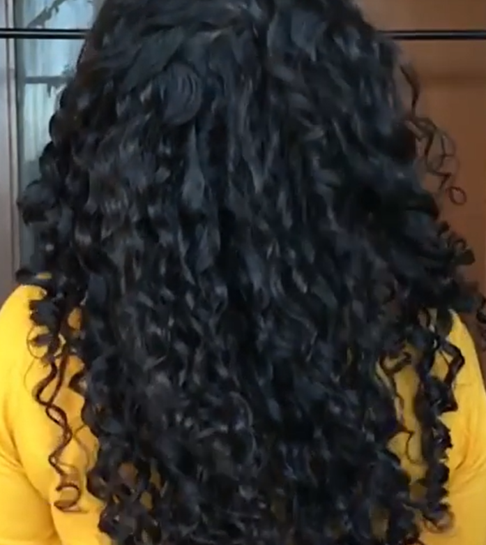 Diffuse curly hair without frizz