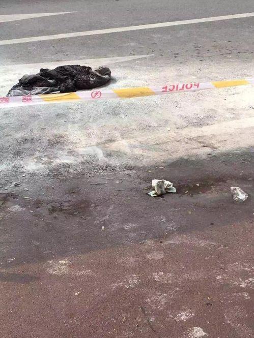 陕西咸阳摩的司机老人自焚 警方证实正在救人