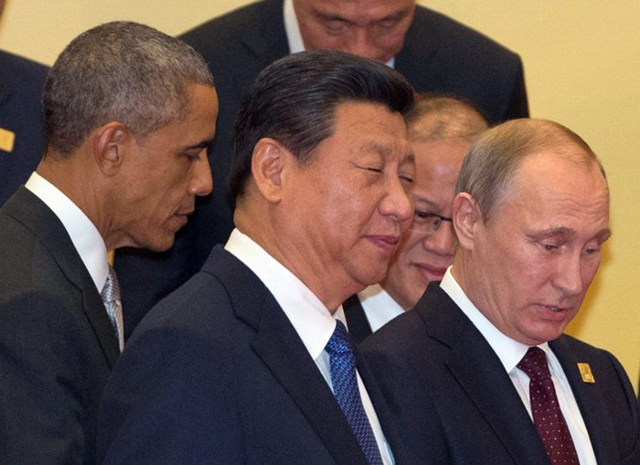 Obama, Xi JinPing and Putin - Apec 2014.jpg