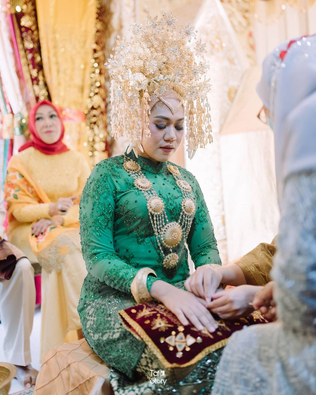 Rangkaian Prosesi Pernikahan Adat Minang Yang Penuh Makna - Wedding Market