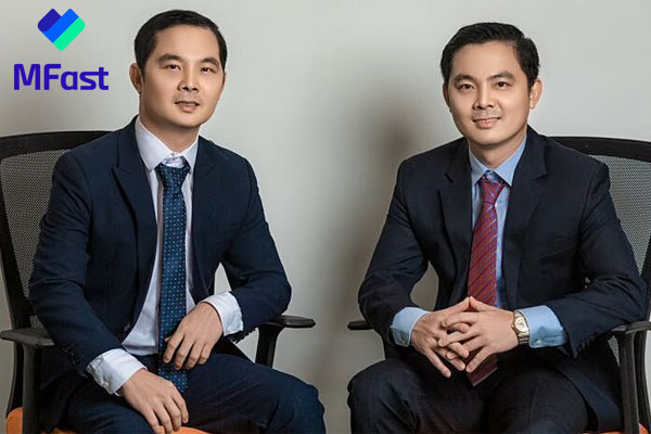 Ông Phan Thanh Vinh - Chủ tịch kiêm giám đốc công nghệ (CTO) và ông Phan Thanh Long - Giám đốc điều hành của MFast