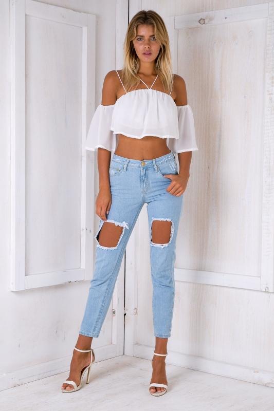 High Waisted Jeans With Crop Top
