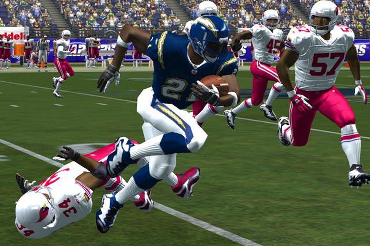 NFL 2K5 — sports gaming's King Arthur — launched 10 years ago today -  Polygon