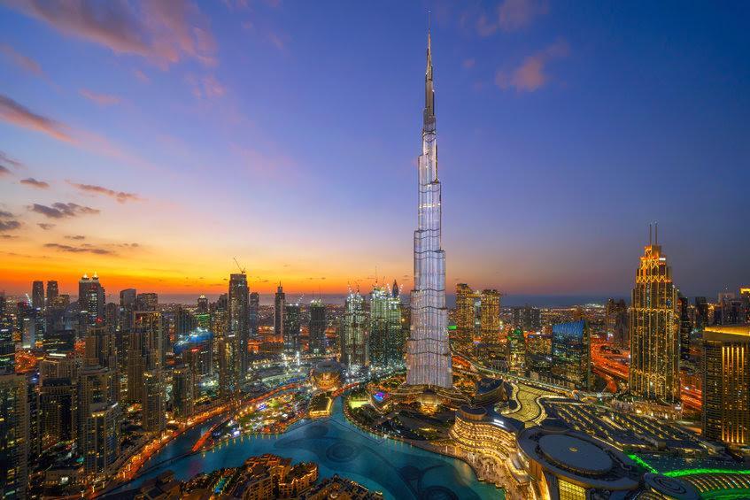 Visiter le Burj Khalifa : l’opportunité de toucher les étoiles