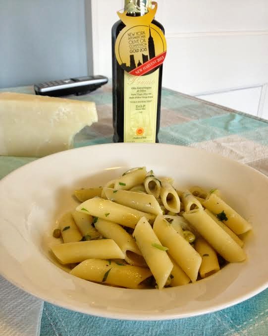 Penne With Peas, Onions, and Pecorino Romano