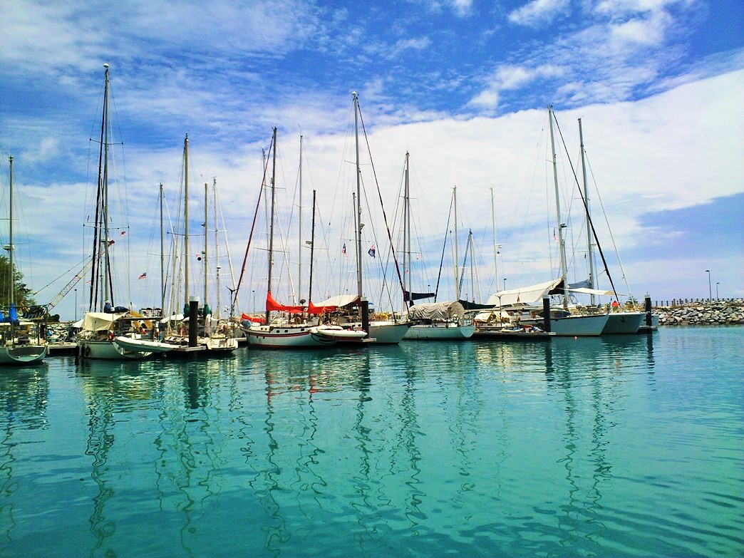 Boat ride from Mersing jetty to Berjaya tioman jetty 16.jpg