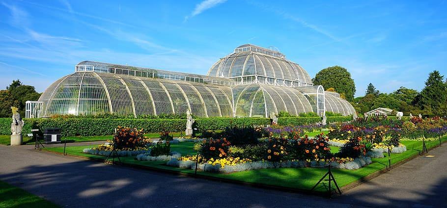 Royal Botanic Gardens.