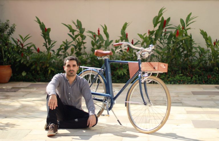 Victor Cruz, CEO e fundador da empresa Vela de bicicleta elétrica. (Divulgação/Velo)