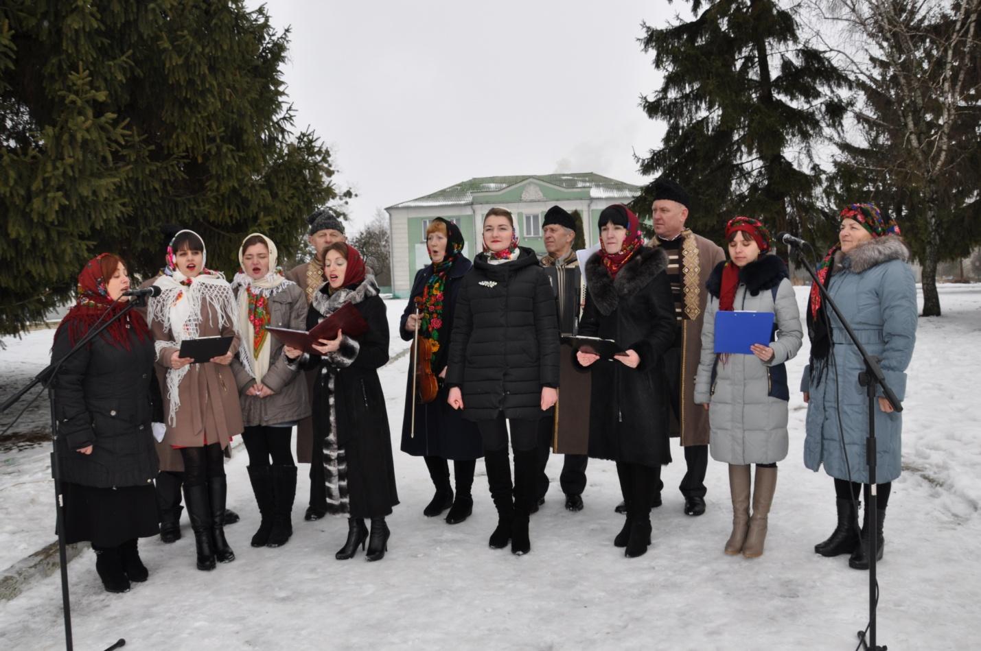 C:\Users\user\Desktop\фОТО ЗБОРИ\коляда2017\DSC_0018.JPG