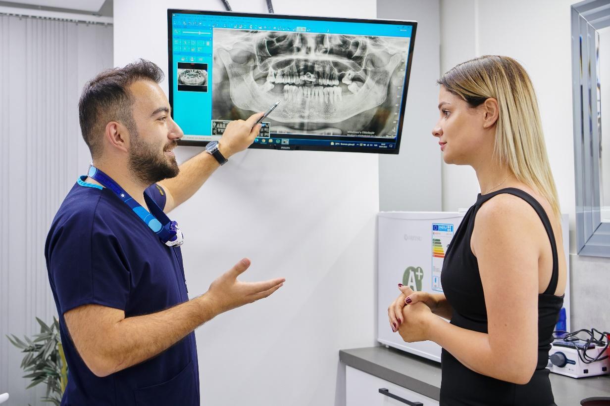 metin, kişi içeren bir resim

Açıklama otomatik olarak oluşturuldu