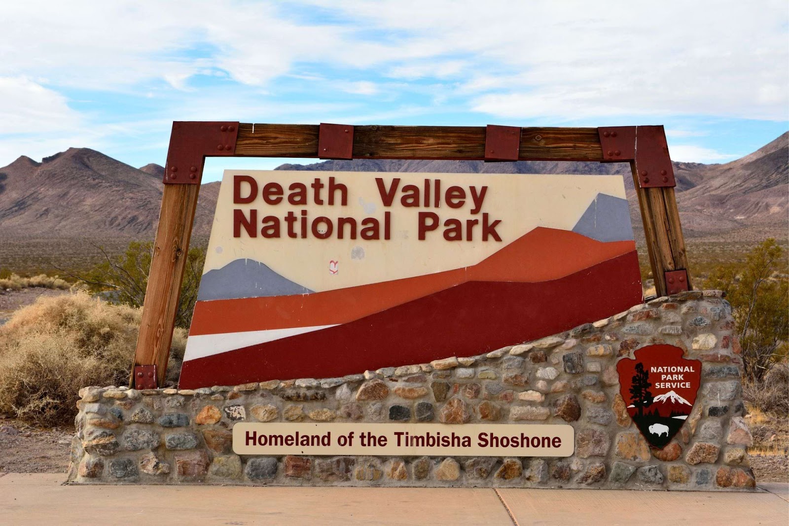 death valley driving tour park sign