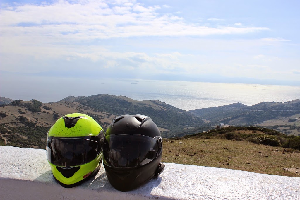 gibraltar - Carregar a bateria da moto até... Gibraltar GoEGNCSMMXPf_Q1Na5CLKUlvGhFbf2Kp1ffyPyXHMNs=w1025-h683-no