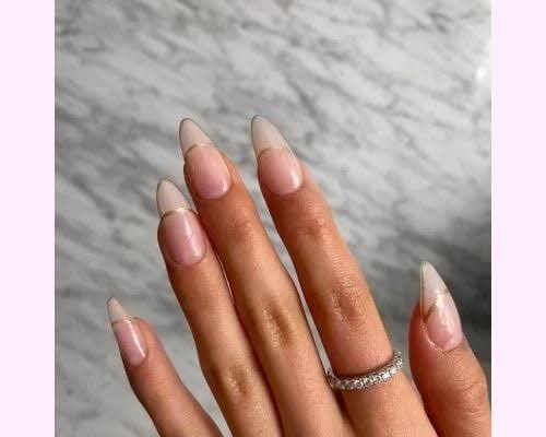 What should you know about almond nails?