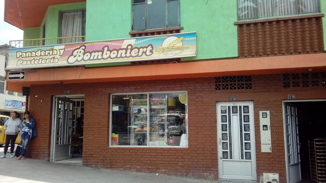 Panaderia y Pasteleria Bomboniert