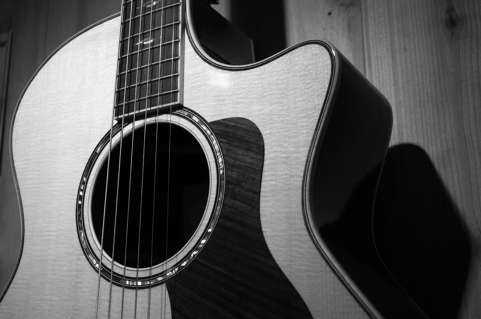 изтриване инструктор технология 5 разлики между класическата и акустична китара