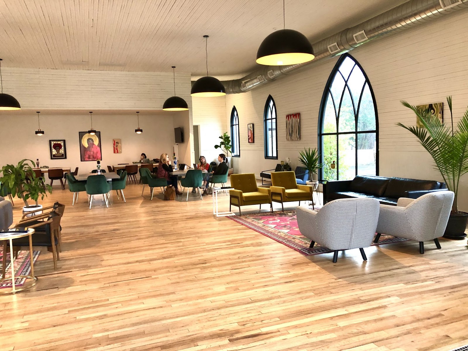 Coworking Space Austin: 14 Best Spaces Pricing, & Location 10