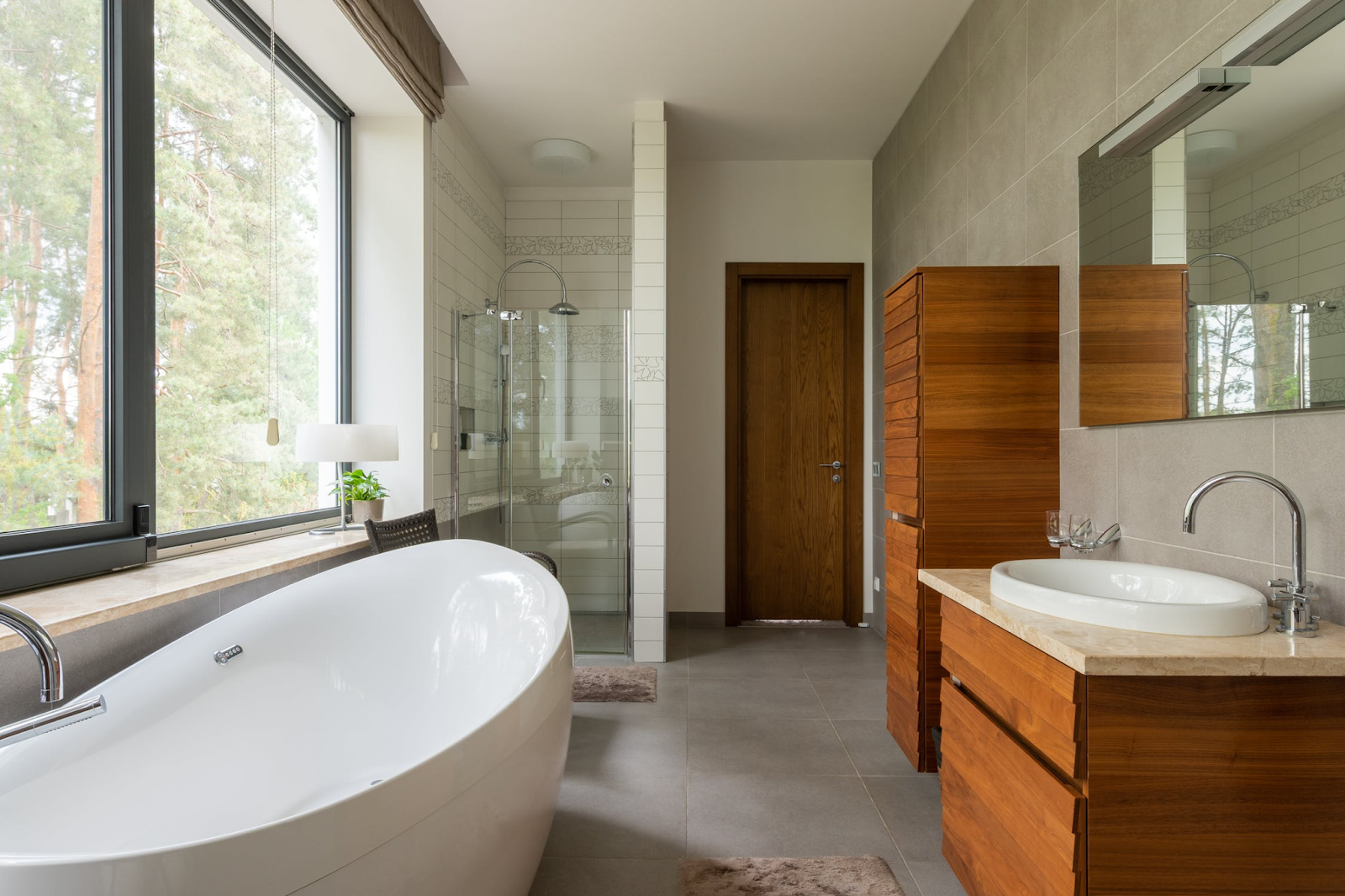 Modern bathroom with top mount sink; sink design styles; Michael Gainey Signature Designs