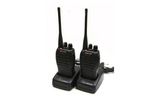 Máy bộ đàm TK 3330 hoạt động trong cự ly khoảng 1km đến 1.5km