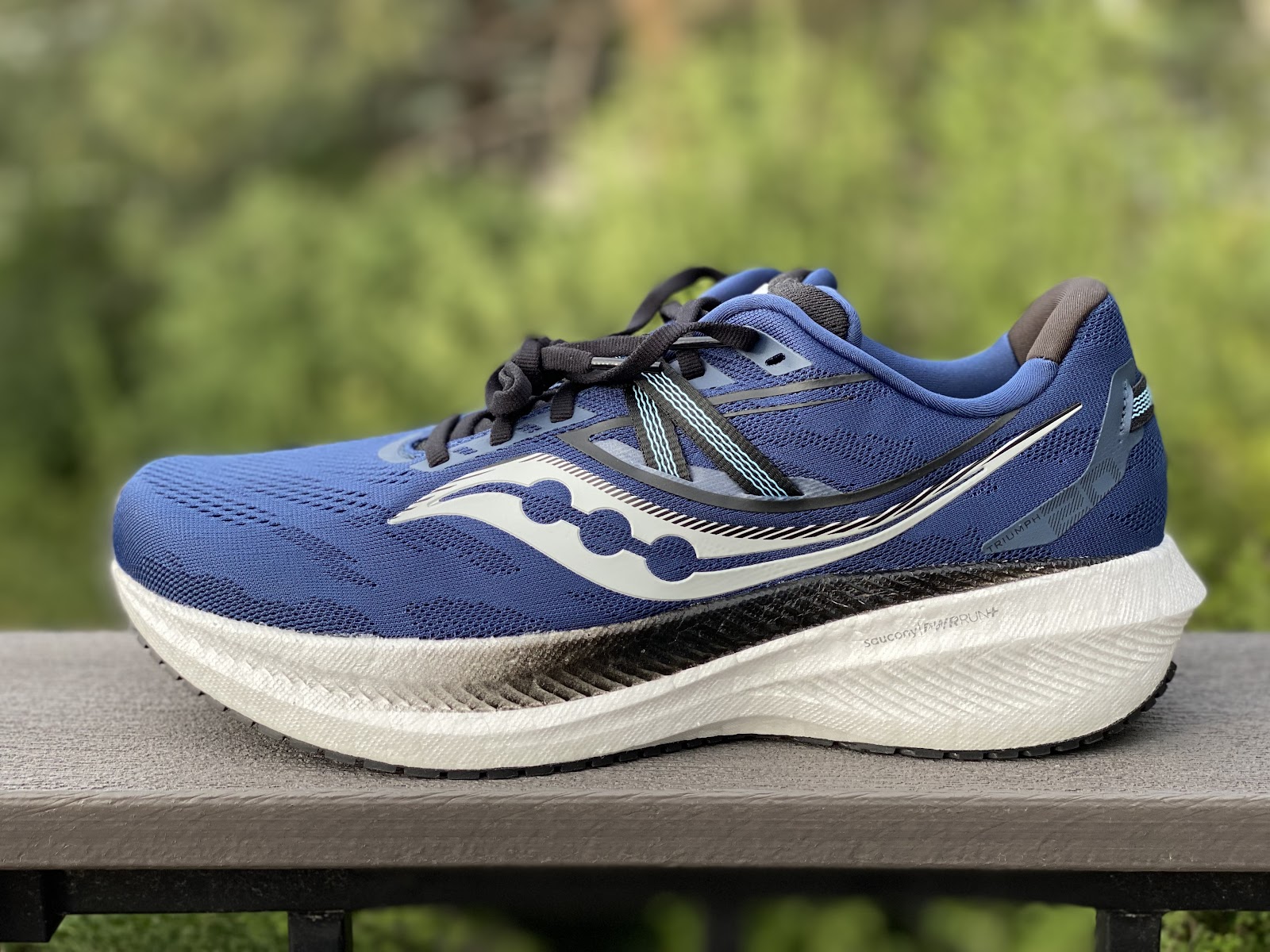 Road Trail Run: Saucony Triumph 20 Multi Tester Review: Soft, Bouncy,  Light, Max Cushioned & Moves Along