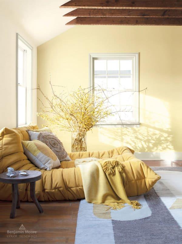 https://postcardsfromtheridge.com/wp-content/uploads/2021/10/benjamin-moore-2022-paint-colors-and-1882406489.jpeg