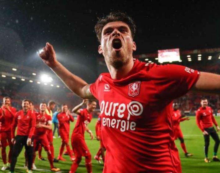 Câu lạc bộ bóng đá FC Twente - Chú ngựa ko bao giờ tắt hơi phục