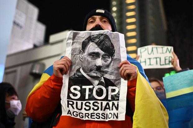 Nga tấn công Ukraine: vì sao có một số người Việt tán đồng?
