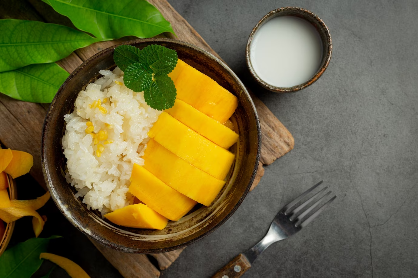 Orez cu Lapte de Cocos și Mango Proaspăt