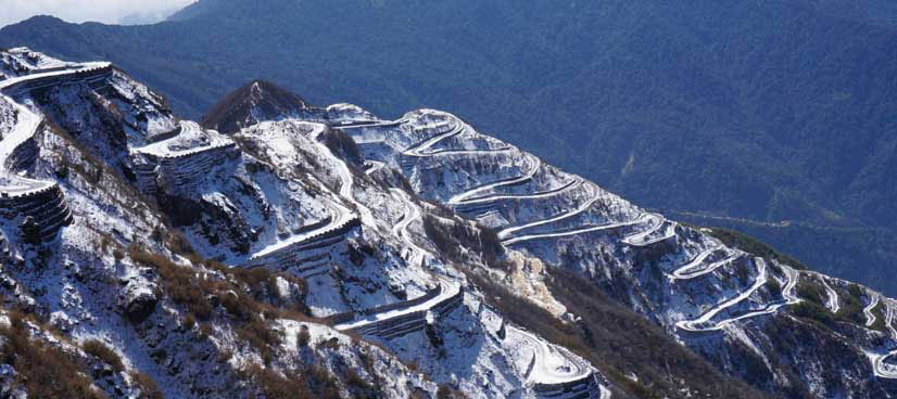 zuluk best places to see snowfall in India