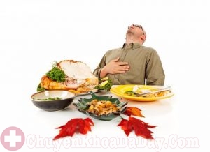 Ăn quá no hoặc quá đói sẽ gây hại cho dạ dày