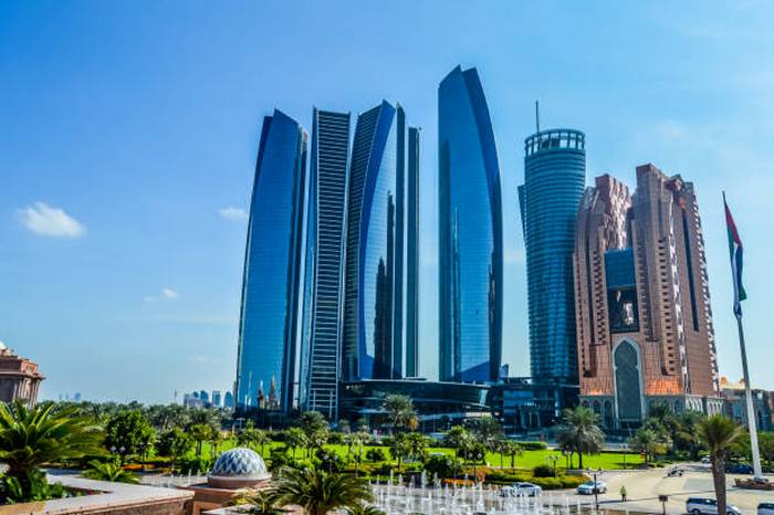 Tour du lịch free & easy Abu Dhabi - Đài quan sát tháp Etihad