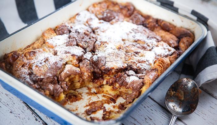https://www.goodchefbadchef.com.au/wp-content/uploads/2018/01/GCBC10_EP09_Dark-Chocolate-Bread-and-Butter-Pudding-Cake-700x404.jpg