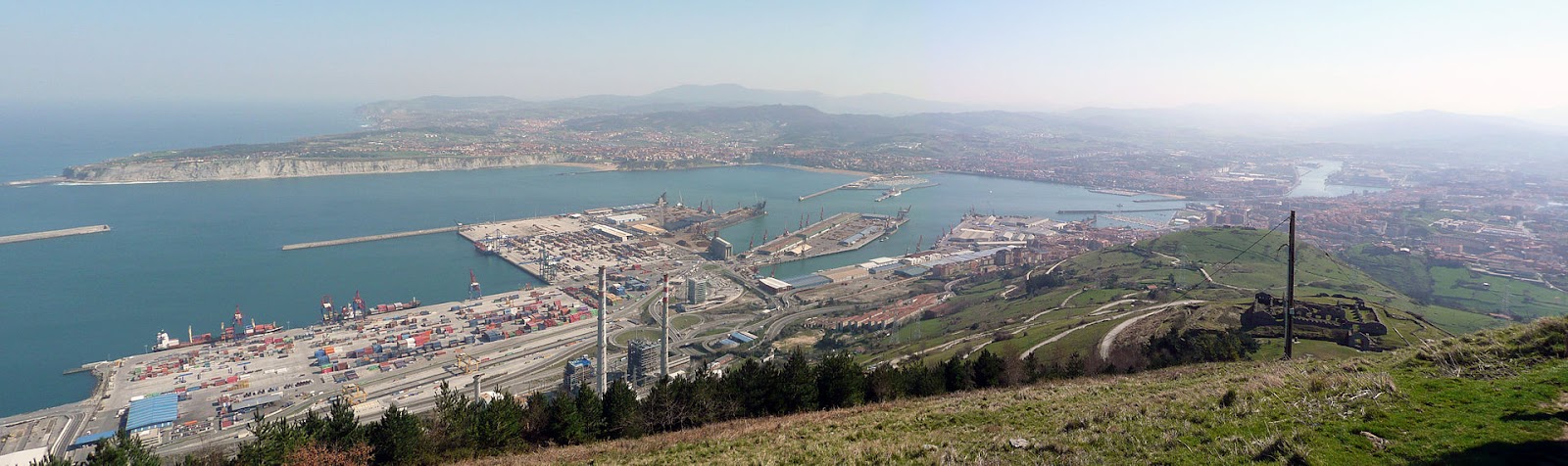 Serantes_Panoramica.jpg