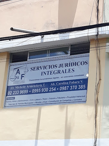 Opiniones de Ab. Michelle Armendáriz T. en Quito - Abogado
