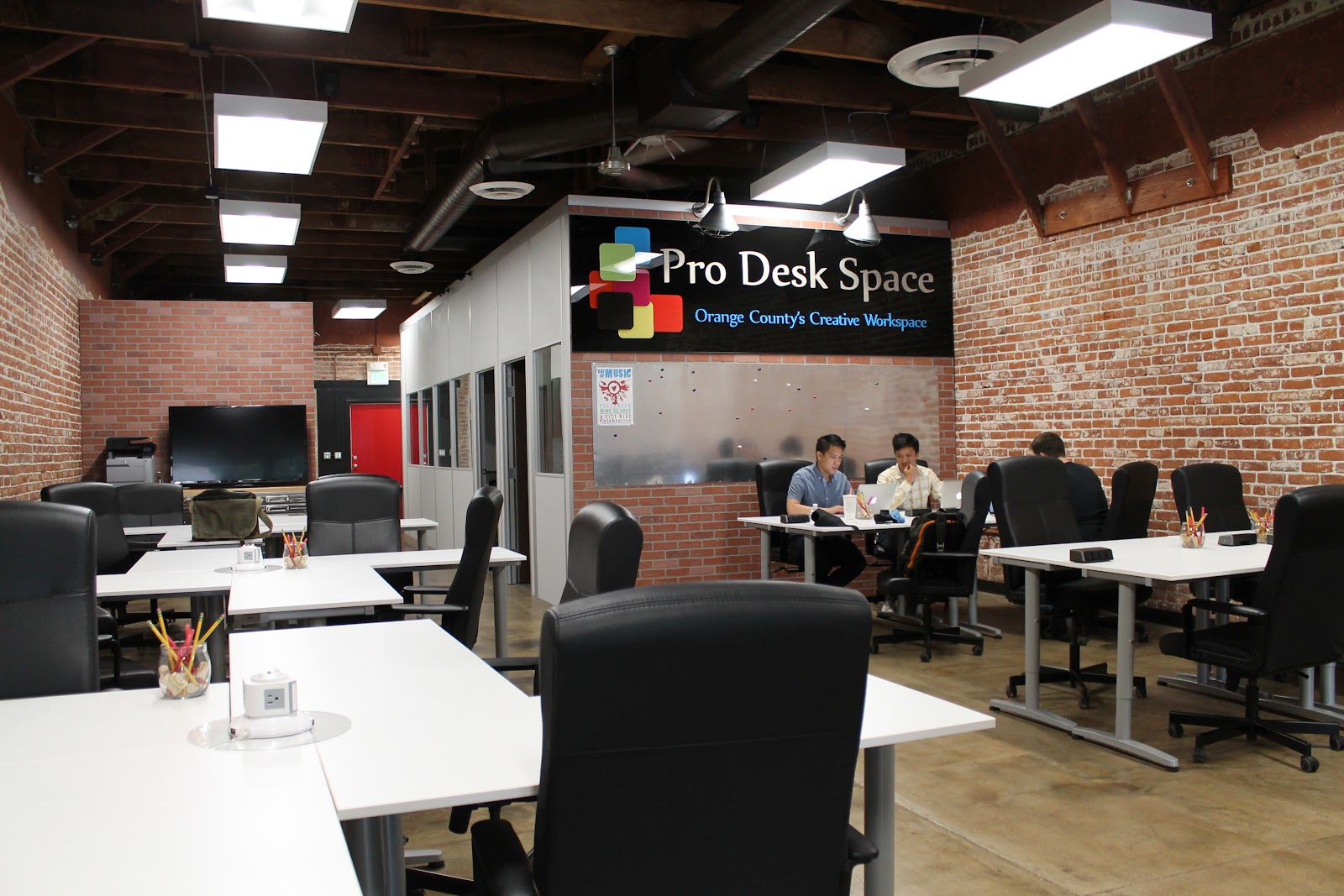 Pro Desk Space Coworking Space in Orange County California