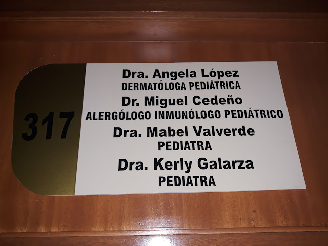 Dra. Angella López - Hospital