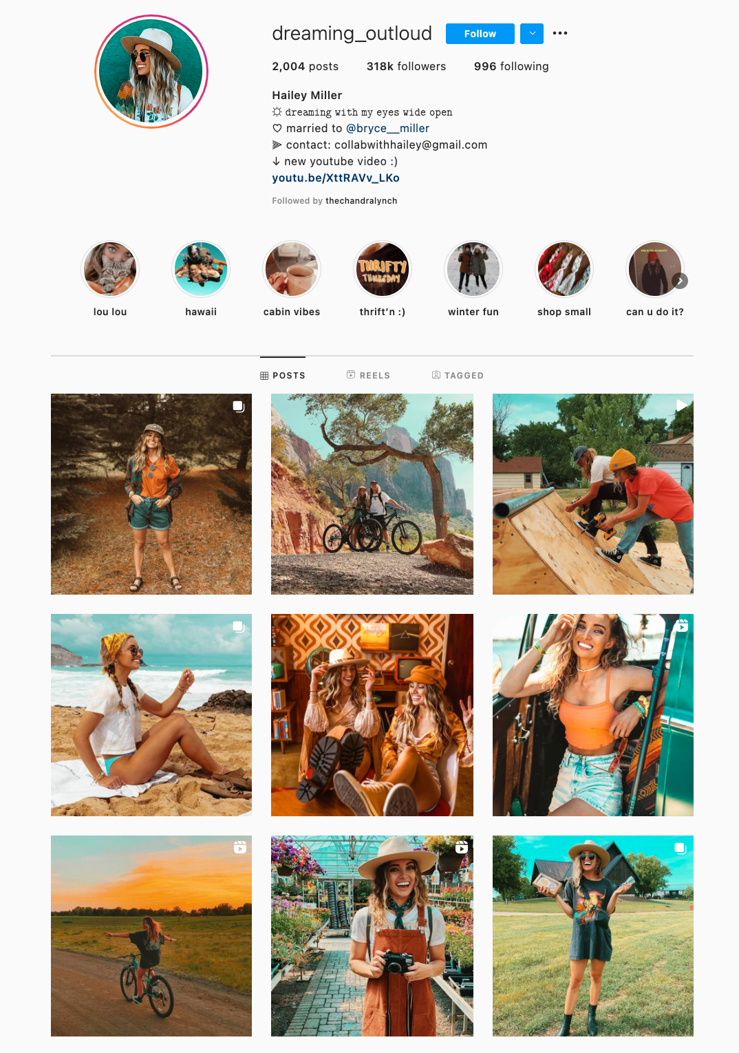 Two Color Instagram Theme Example