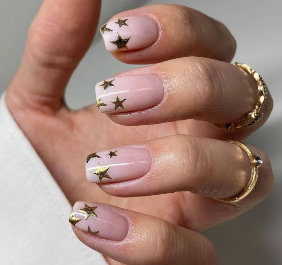 Twinkling Star French Ombre Nail Designs